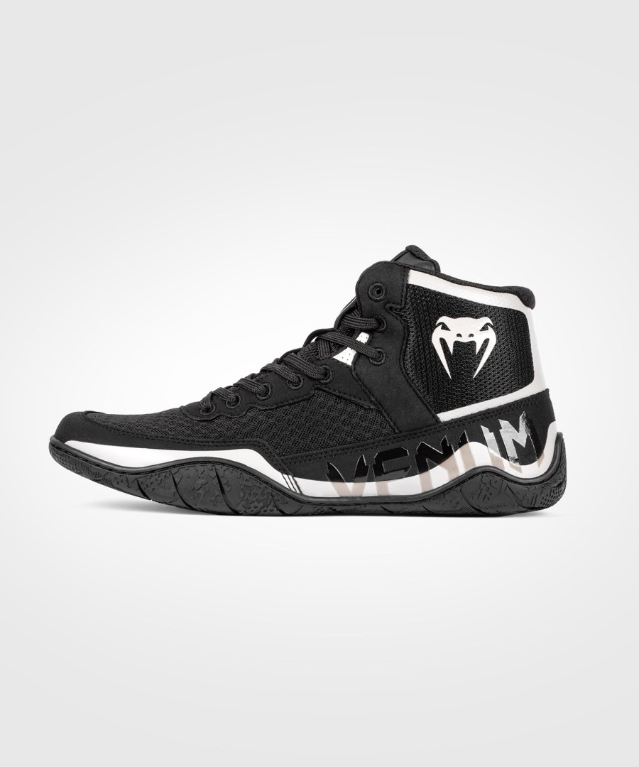 venum elite wrestling shoes - blacksand