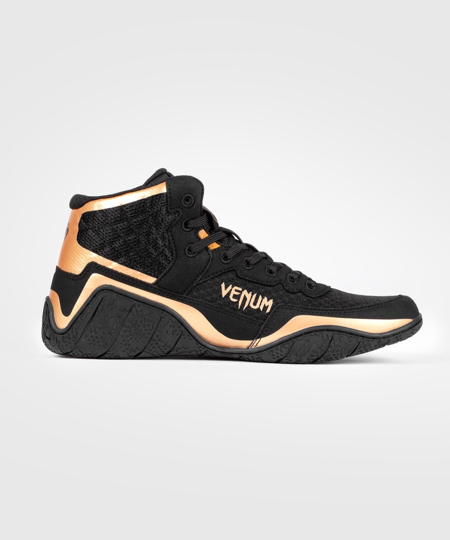 venum elite wrestling shoes - blackbronze